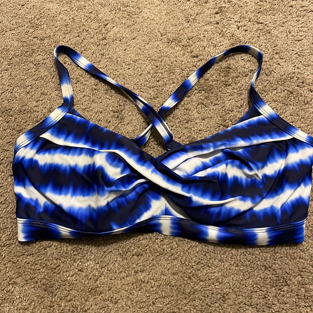 Women’s blue swim top